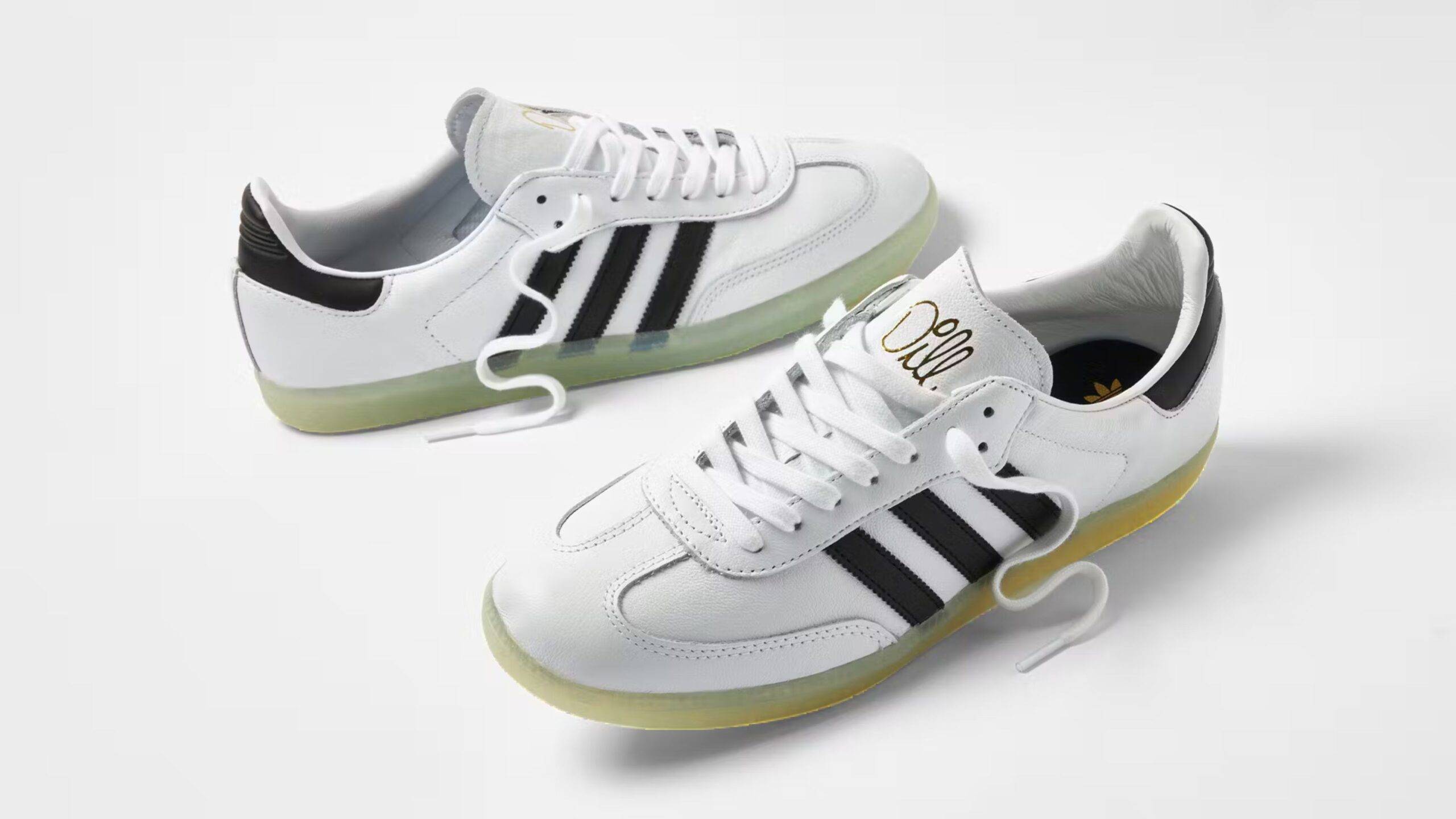 Značka Adidas predstavila limitovanú edíciu Adidas x Dill Samba Shoes, ktorá vznikla v spolupráci s legendárnym skateboardistom a dizajnérom Jasonom Dillom. Tento model je poctou ikonickej siluete Samba, no zároveň vnáša do nej nový pohľad – spája klasiku s pouličnou kultúrou a osobitým štýlom. Výsledkom je nadčasový dizajn, ktorý si zachováva retro črty, ale zároveň pôsobí moderne a originálne.