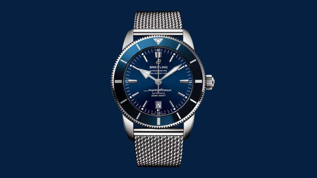 Breitling Superocean Heritage II B20 46 Ocean Classic je hodinky, ktoré spájajú luxus s vysokým výkonom. Tento model je skutočným majstrovským dielom, ktoré nesklame ani tých najnáročnejších. S automatickým kalibrom B20 a jedinečným dizajnom lunety sa hodinky Superocean Heritage II stávajú ideálnou voľbou pre každého, kto hľadá dokonalosť v spojení športového štýlu a elegantného vzhľadu. S oceánskym náramkom Ocean Classic sú tieto hodinky ideálnym doplnkom pre tých, ktorí oceňujú kvalitu a zmysel pre detail.